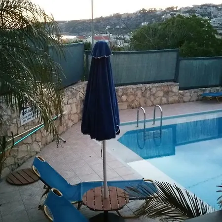 Kostas * Almyrida (Crete)